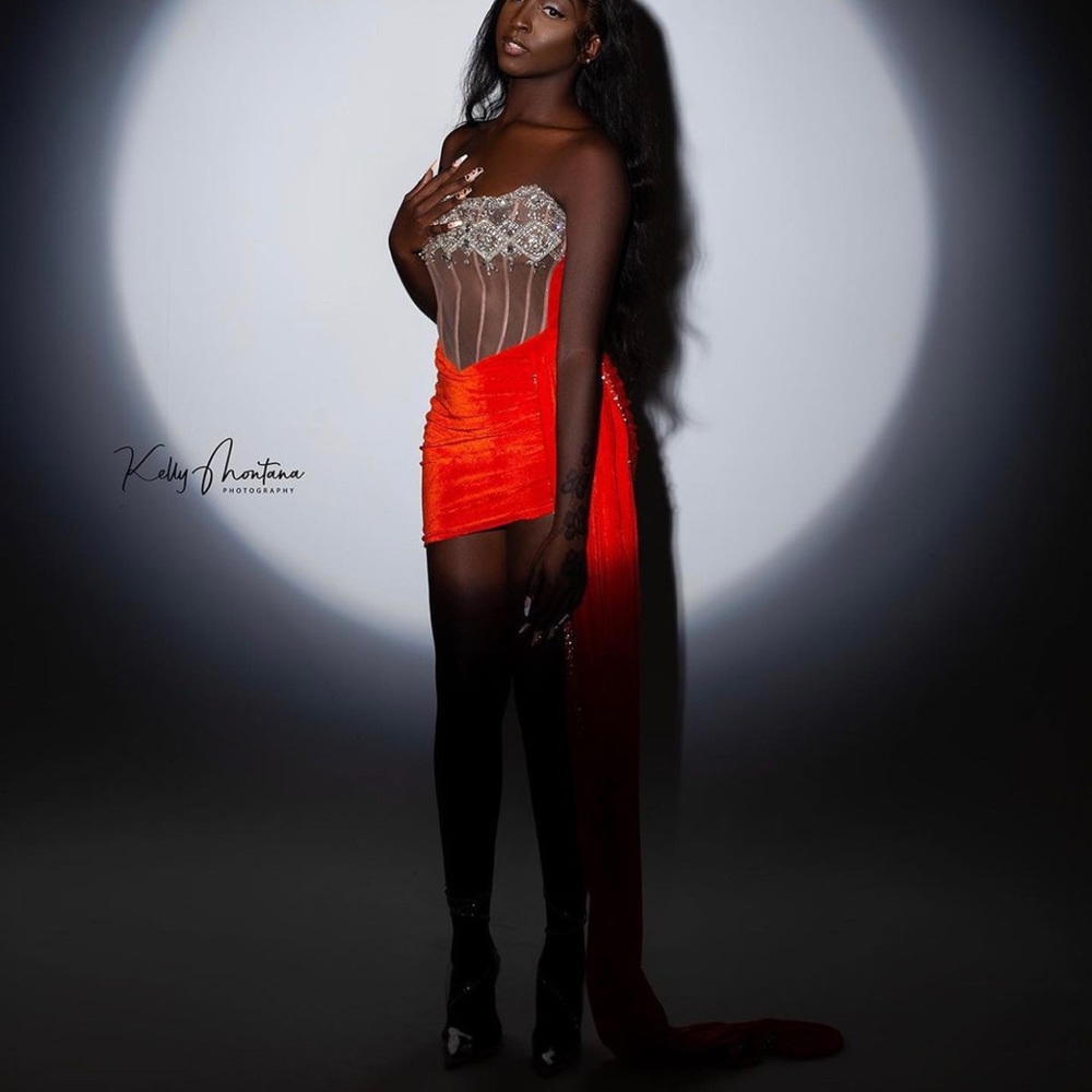 Brand : kendrell white